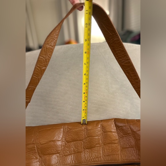 VERA PELLE - made in Italy - Elegant Croc-Embossed Brown Shoulder Bag - Picture 10 of 13